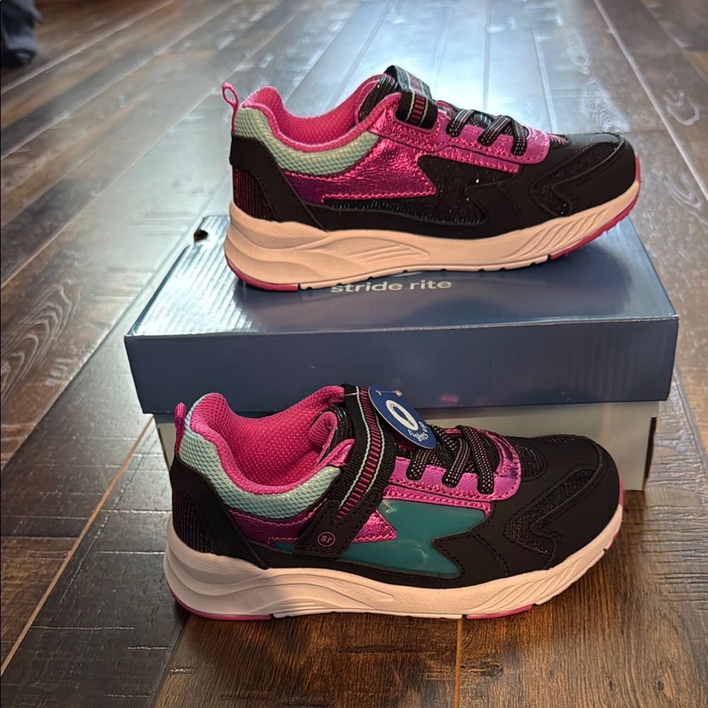 Stride Rite Black and Pink Sneakers Sporty Design